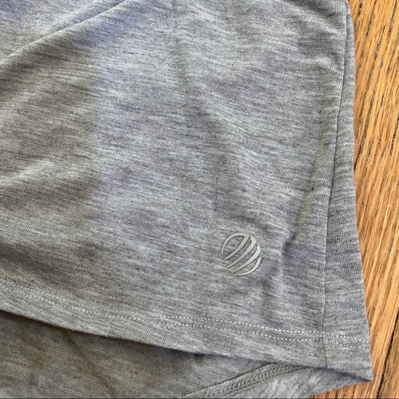 MPG Running/Workout Knot And Split Back Top - Picture 5 of 7